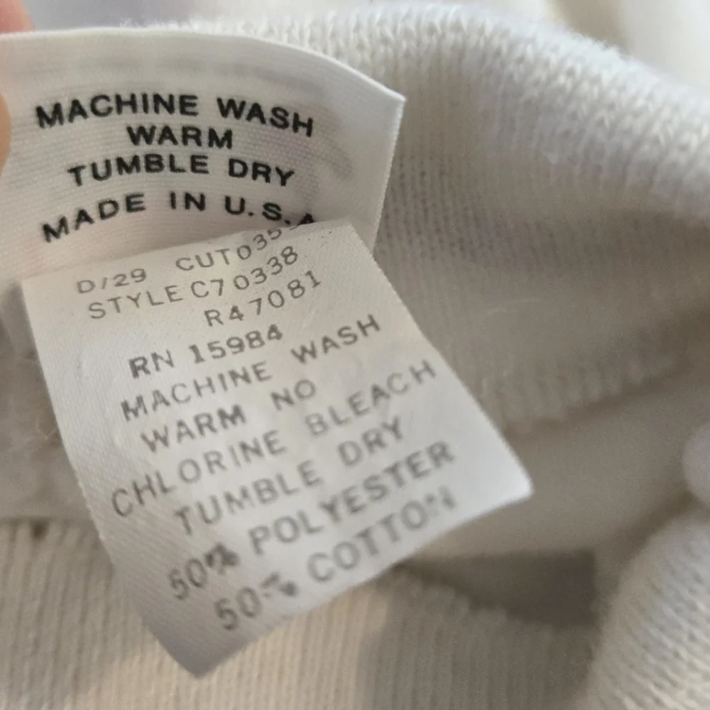 Vintage 1980s-1990s Disney Winnie The Pooh White Turtleneck